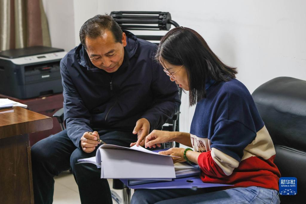 奔驰宝马游戏机压分法